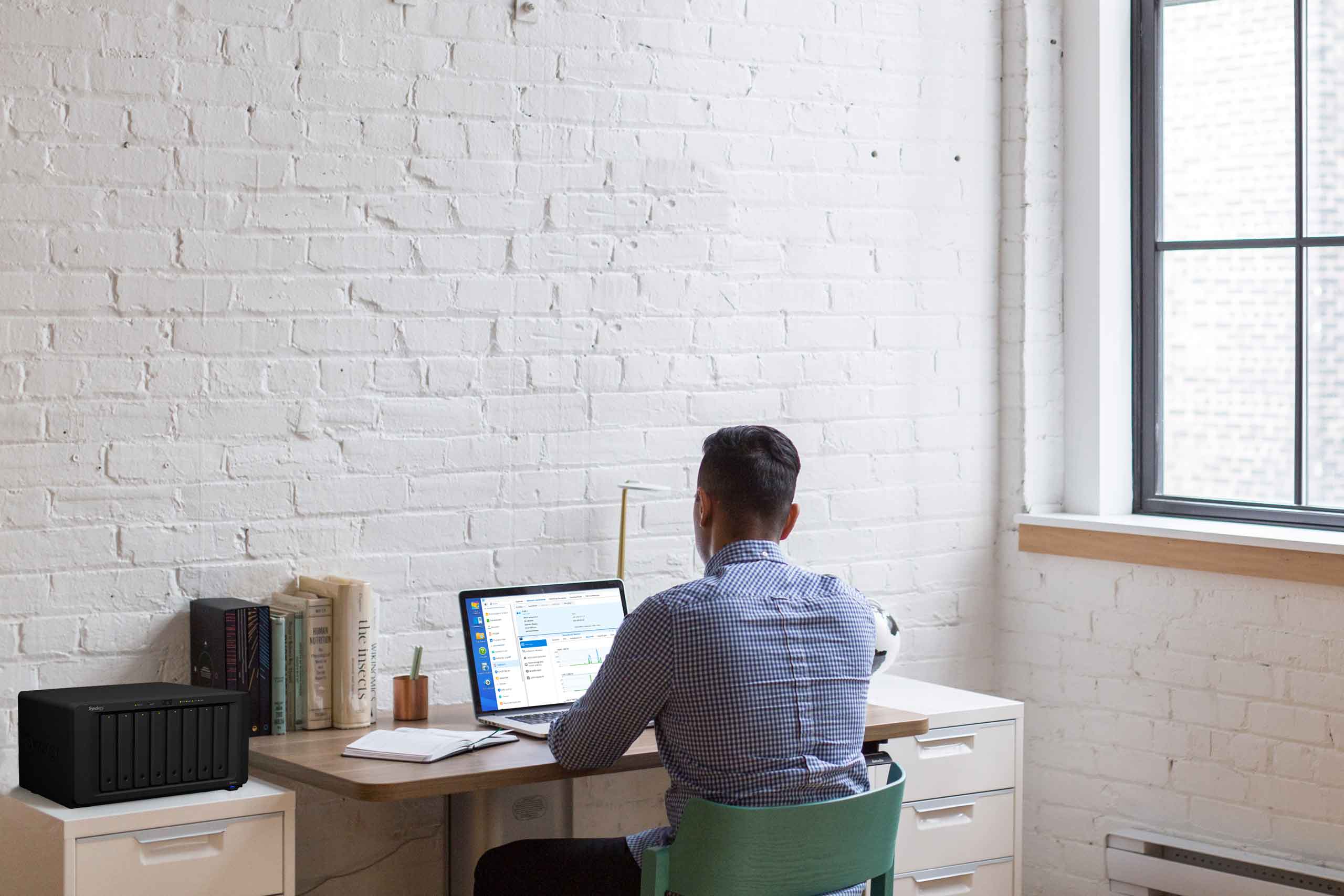 Office-Slider